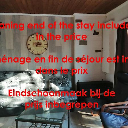 Au repos de Zoé Waulsort Exterior foto